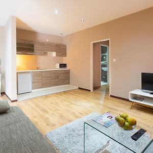 Suite Apartment